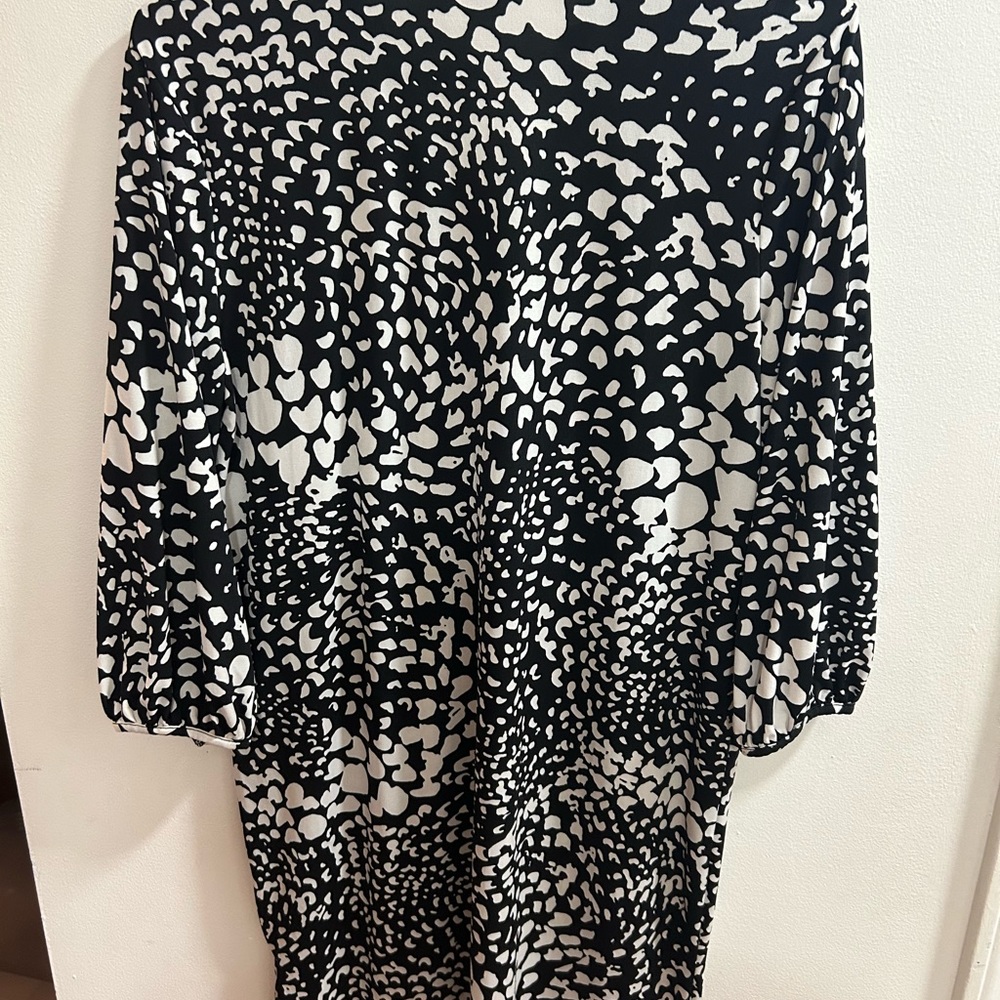 Banana Republic Black White Abstract Print V Neck 3/4 Sleeve Dress Size‎ S